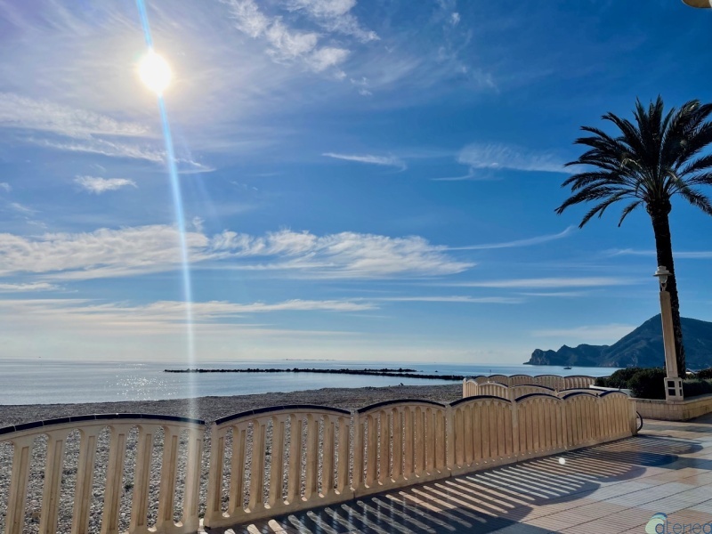 Altea playa vivienda apartamento centro tres dormitorios dos baños 3 2 ascensor parking Espagne España